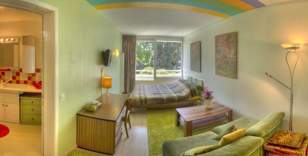 Villa Esprit3 Genf Szoba fotó